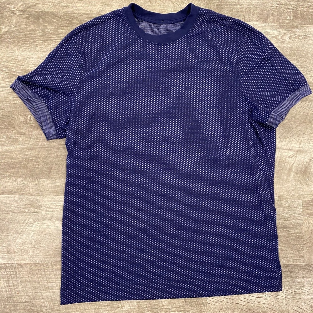 Lululemon Micro-Dot Athletic Tee
